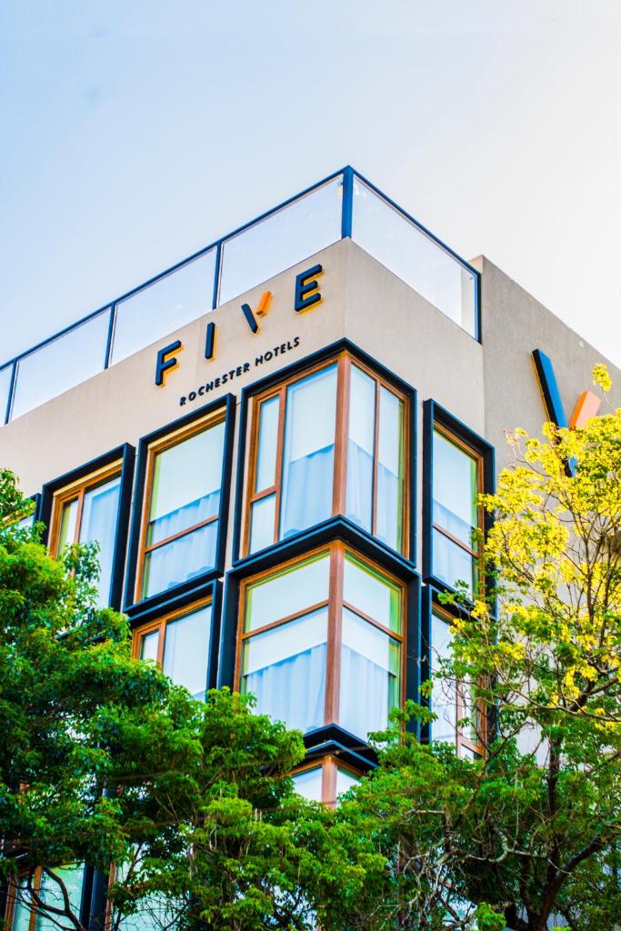 Hotel Five – Accommodation in Asuncion